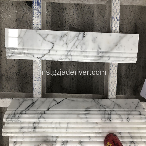 Perbatasan Marble Batu Putih